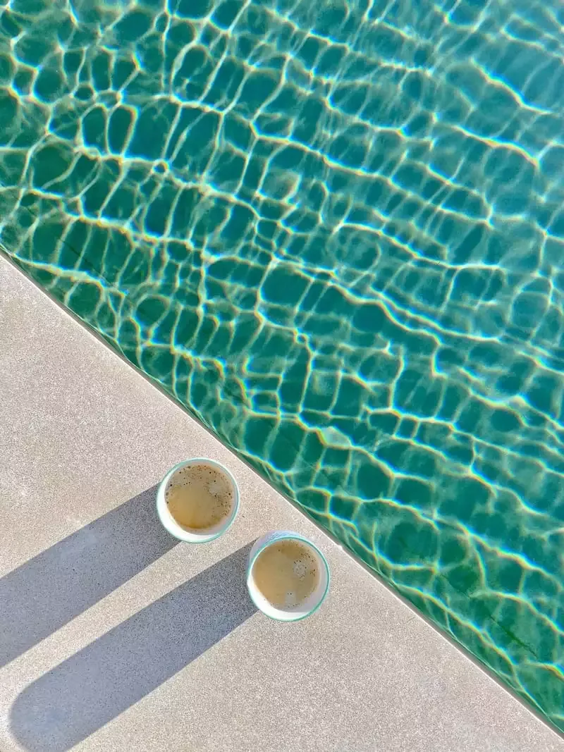 imgi_6_contact-circle